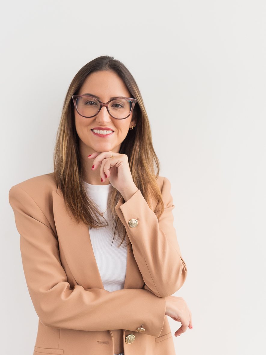 Ana G. Soares